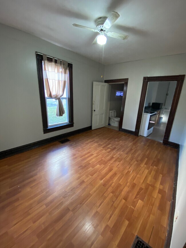 Foto del edificio - 174 Lake St