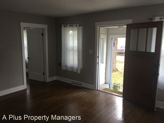 Foto del edificio - 3 br, 1 bath House - 1420 E Garden Ave