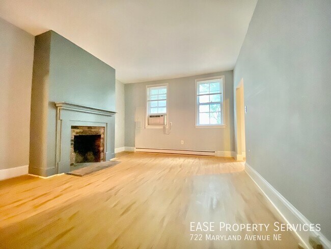 Building Photo - 722 Maryland Ave NE