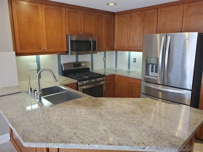 Foto del edificio - 12630 Carmel Country Rd