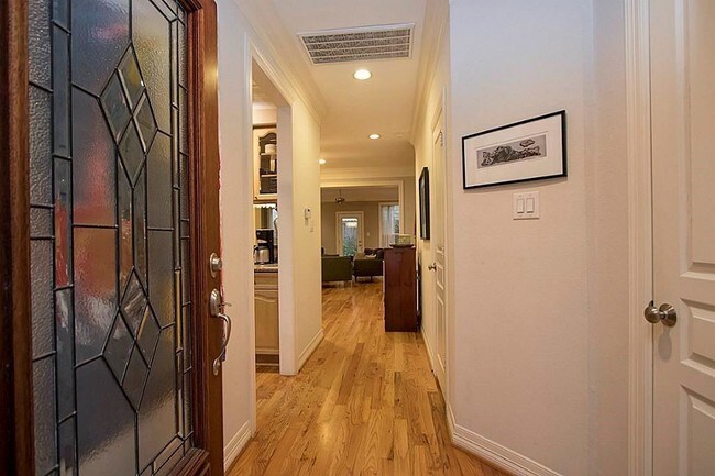 Foto del edificio - 1754 Maryland St