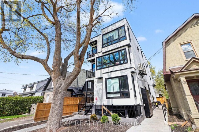Building Photo - 61 Pinehurst Ave