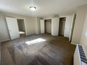 Interior Photo - Summit Hills