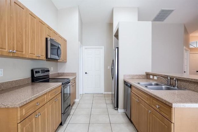 Foto del edificio - 3025 SW 4th Place, Cape Coral, FL 33914