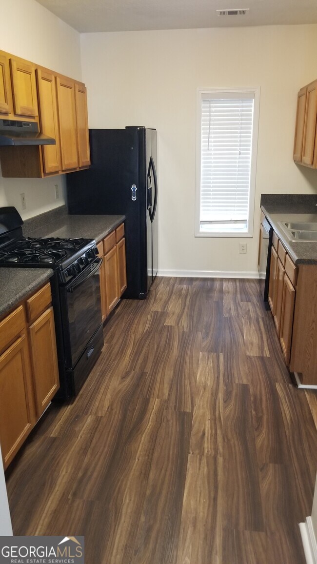 Building Photo - 4840 Hairston Park Square