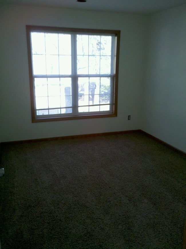 Building Photo - 2216 Curry Rd