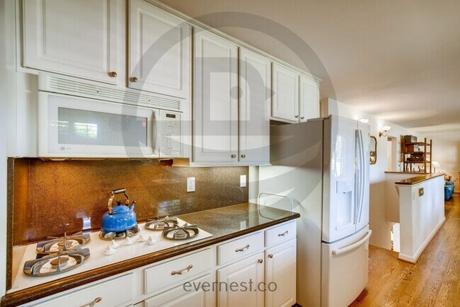 Foto del edificio - 4-Bed/3-Bath Home/Available Soon!
