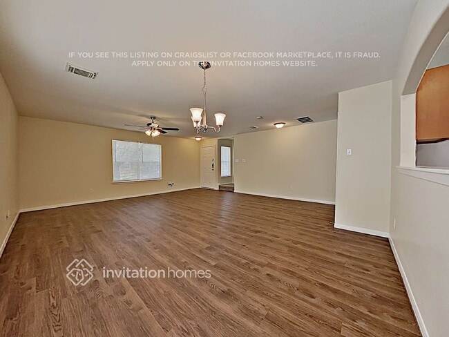 Building Photo - 6424 Mountain Pines Ln