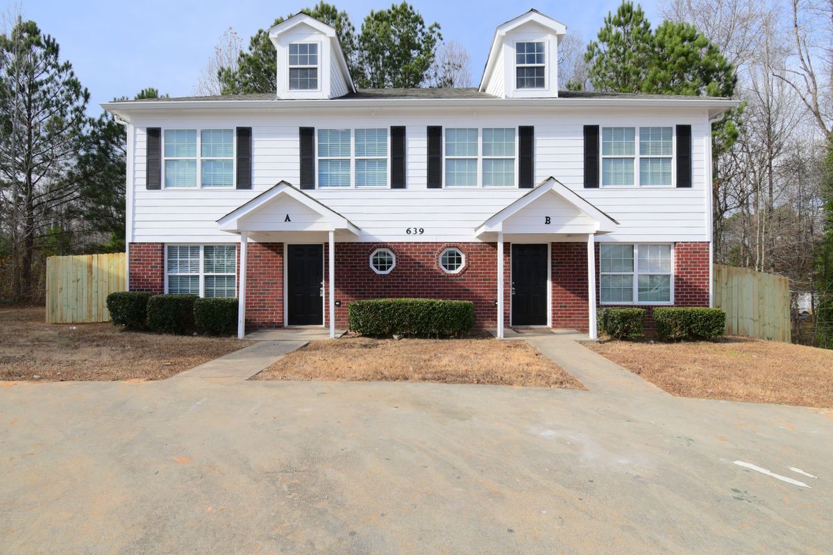 Foto principal - 639 Mill Stone Bluff