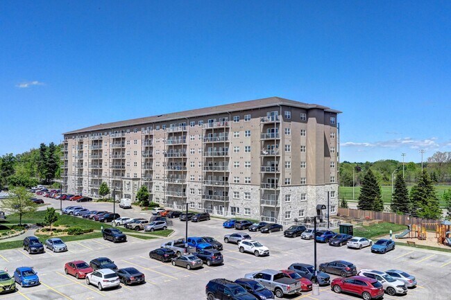 Photo du bâtiment - Harris Place Apartments