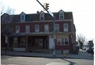 Primary Photo - 858-860 N 7th St