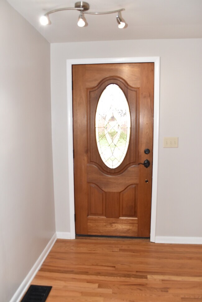 Foto del edificio - 6989 Salem Rd