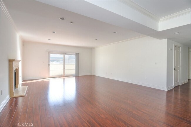 Foto del edificio - 11848 Kiowa Ave