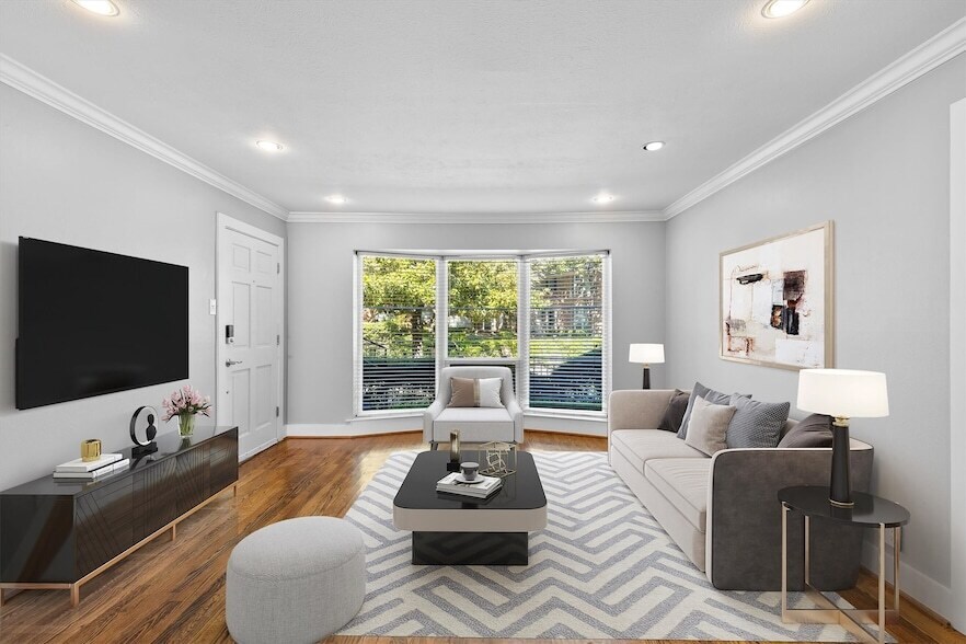 Foto principal - 3012 Mahanna Springs Dr