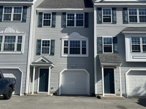 Building Photo - 3 Bandon Cir