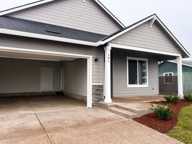 Building Photo - NEW CONSTRUCTION 4BD/2BA HOME IN JEFFERSON