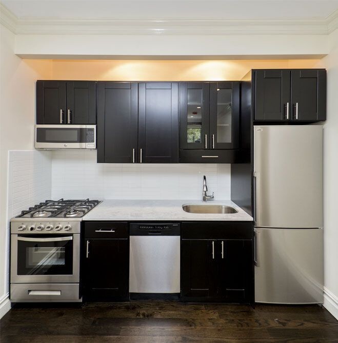 Primary Photo - 352 E 13th St