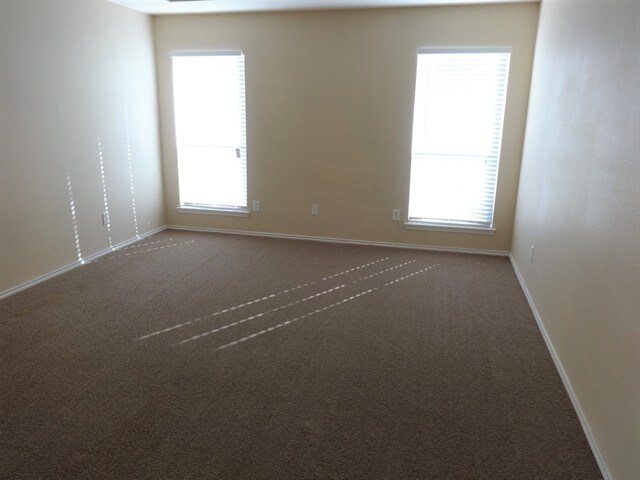 Foto del edificio - 2969 Lakeview Cir