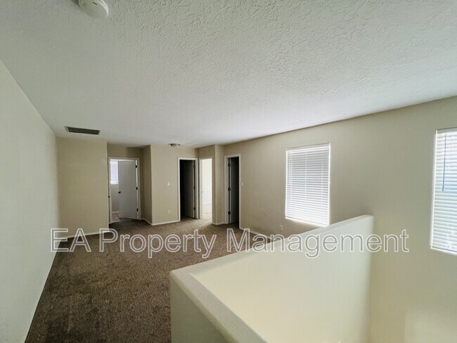 Building Photo - 4257 Altura Mesa Ln NE