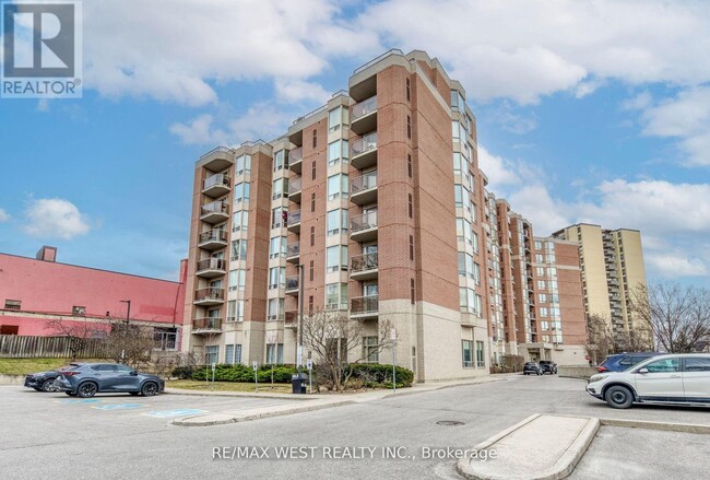 Building Photo - 2088-2088 Lawrence Ave W