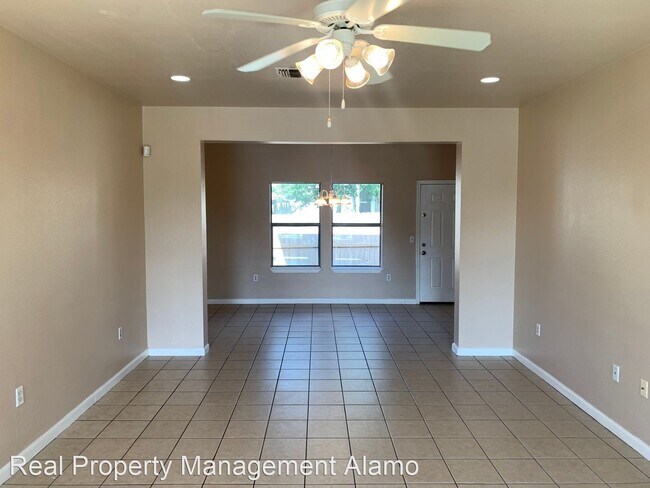 Building Photo - 3 br, 2.5 bath House - 6911 Hallie Ridge