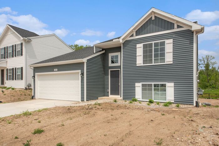 Primary Photo - 2207 Macatawa Ln