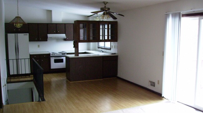 Foto del edificio - 6310 Kutcher Ln