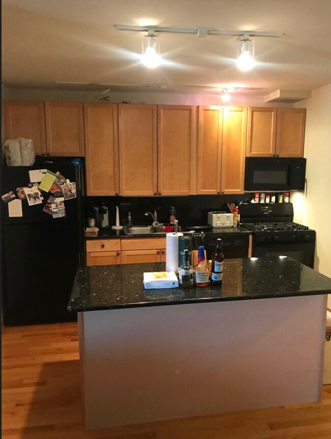 Foto del edificio - 3160 N Lincoln Ave