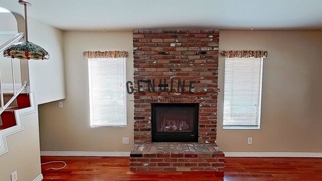 Foto del edificio - 2 Story 3Bd 2Ba Townhouse