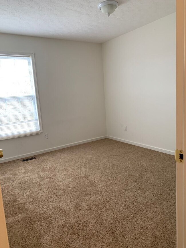 Foto del edificio - 3 Bedroom 2.5 Bath Townhouse