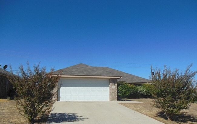 Building Photo - 2903 Westwood Dr