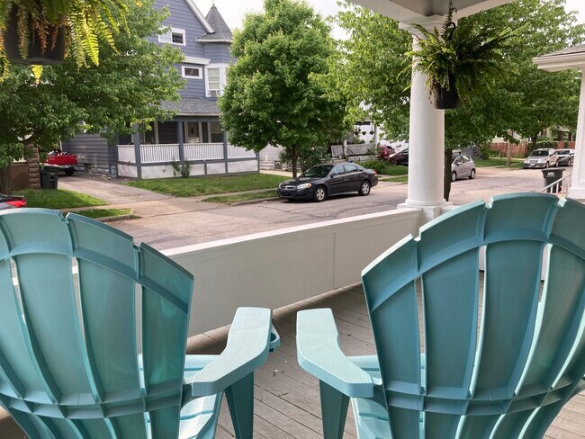 Foto del edificio - 1273 Fry Ave