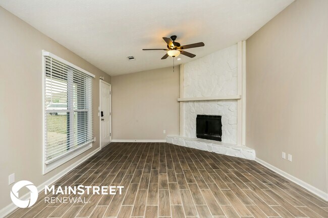 Building Photo - 2066 Marshes Glenn Dr