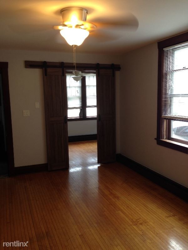 Building Photo - 532 South St