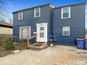 Building Photo - 1712 Michigan St NE