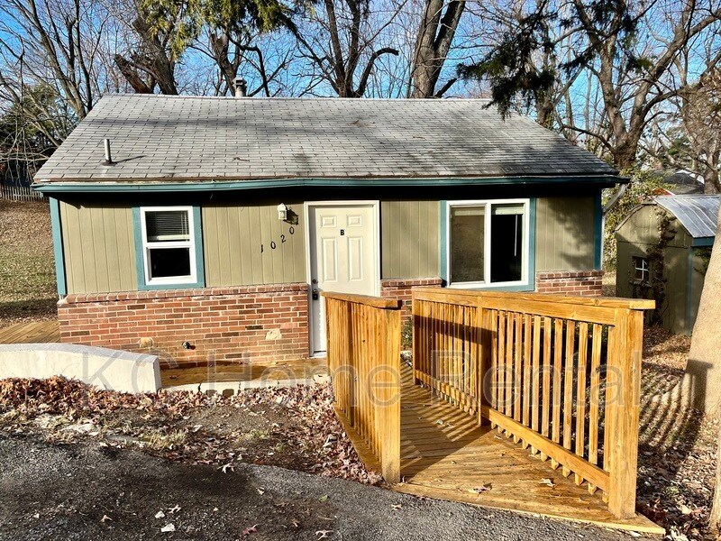 10201 E 31st St S Unit B, Independence, MO 64052 Condo for Rent in