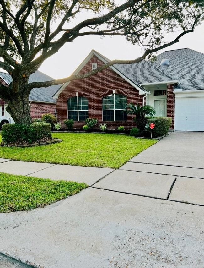 Building Photo - 6010 Forest Plaza Ct