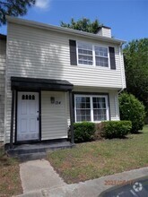 Building Photo - 1346 River Birch Run S