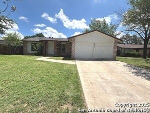 Foto del edificio - 8231 Meadow Forest St