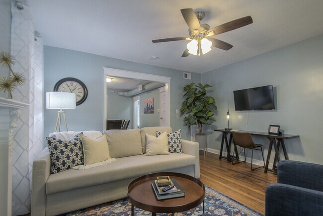 Building Photo - 2541 Cherry Street, Unit 3S