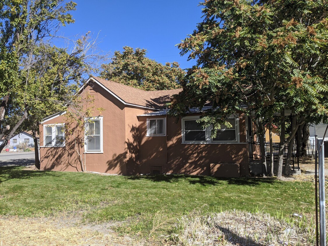 Primary Photo - 665 8th St