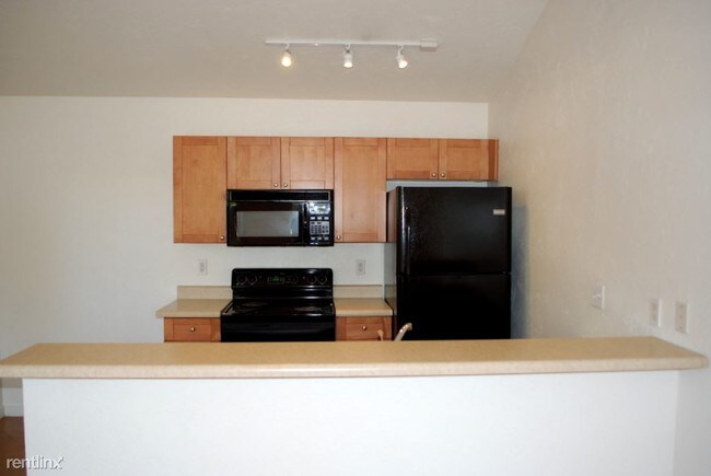 Foto del edificio - 1 br, 1 bath House - 2910 E Seneca St # 2