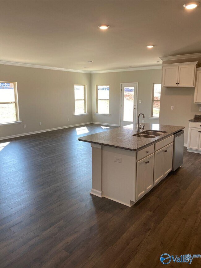 Building Photo - 27529 Dieken Dr