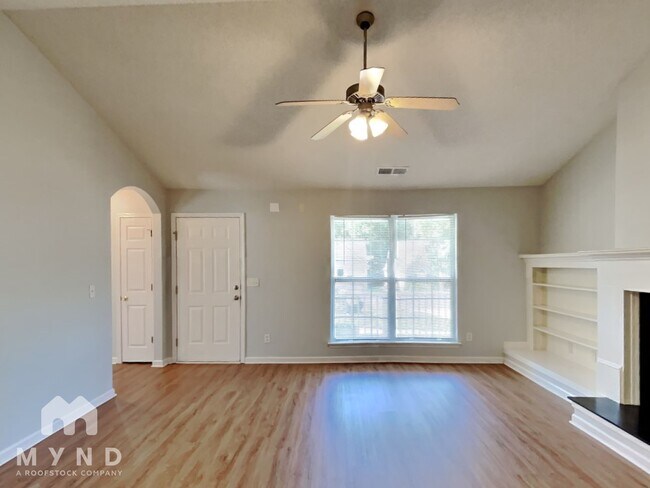 Foto del edificio - 113 Meadow Ct