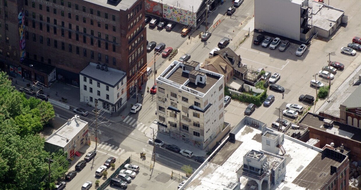 aerial view - 1001 Buttonwood St