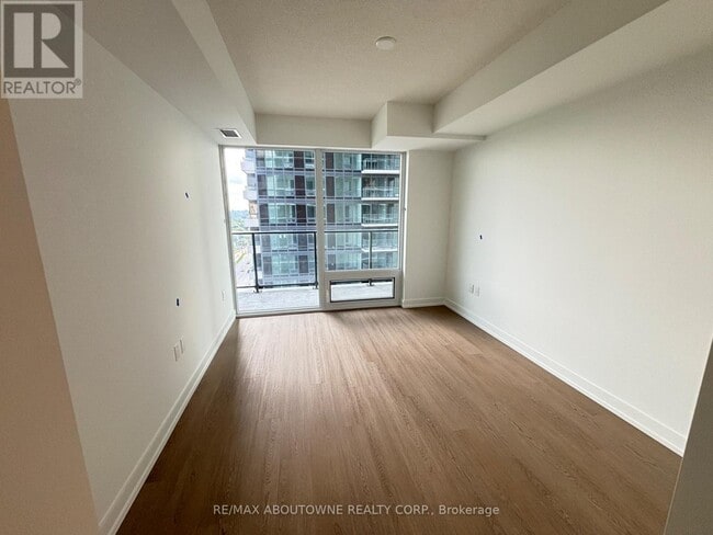 Building Photo - 4010 Eglinton Ave W