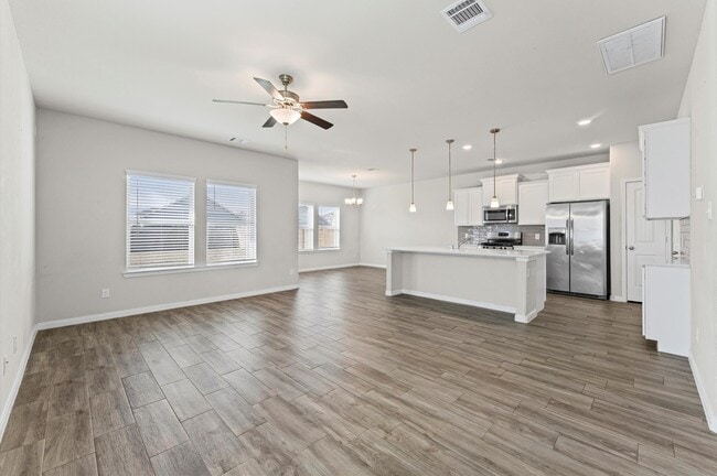 Building Photo - 1214 Mira Mar Ct