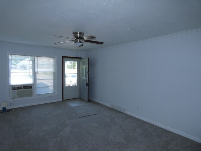 Building Photo - 8108 MO-9