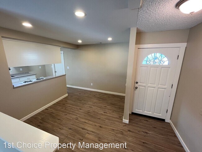 Building Photo - 3 br, 2 bath House - 1325 E. Creston Street