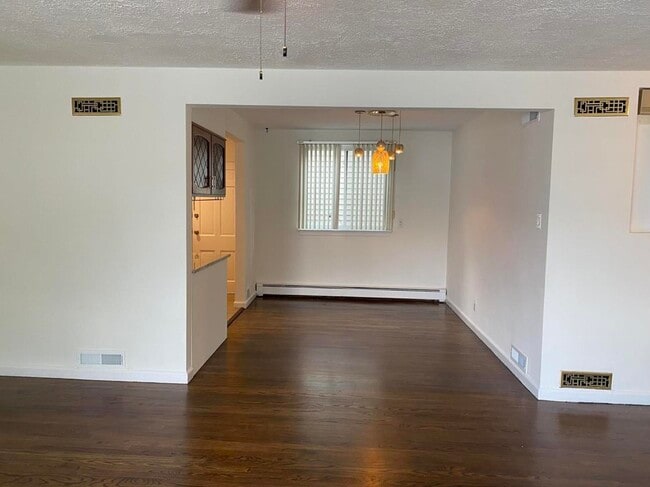 Foto del edificio - 132 Nelson Ave